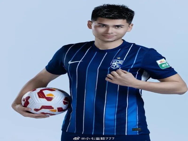 官方：武汉三镇后卫肖开提江·塔依尔再次租借加盟南京城市