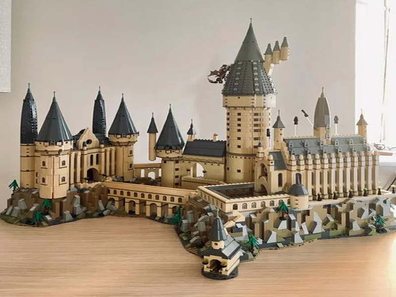 安东内拉：爱拼霍格沃茨城堡，家里有类似博物馆空间放乐高