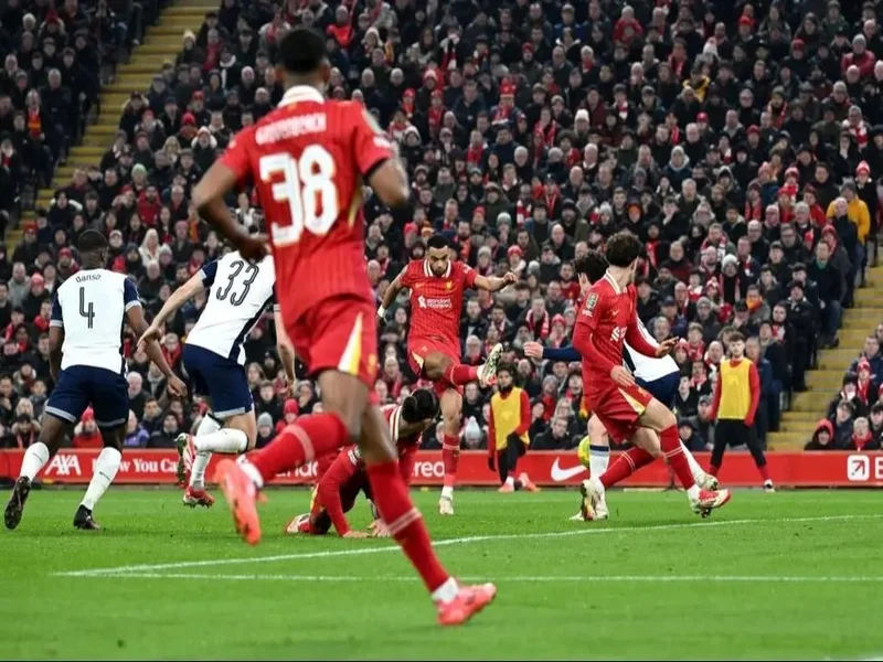 因尾随闯入温布利观看联赛杯决赛,2名男子被处以3年观赛禁令